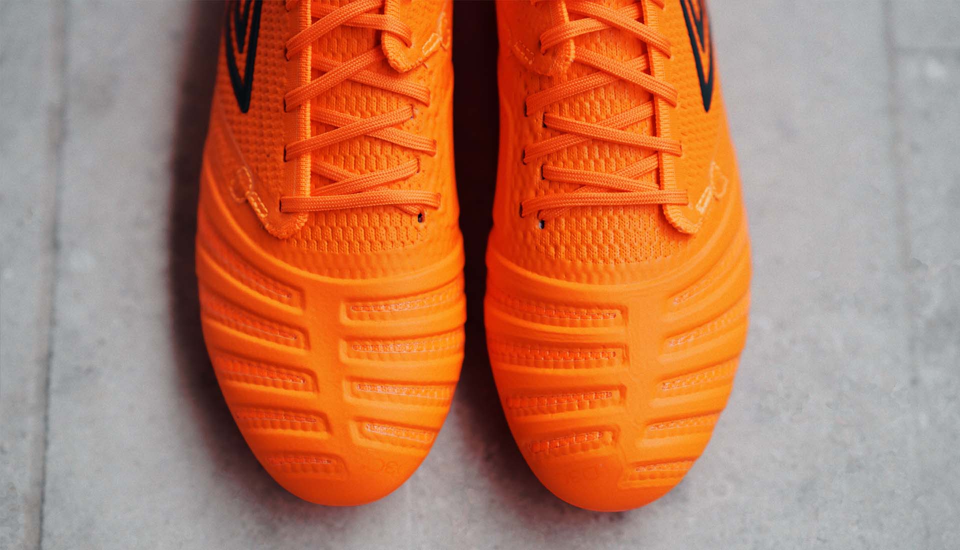 Umbro UX Accuro III