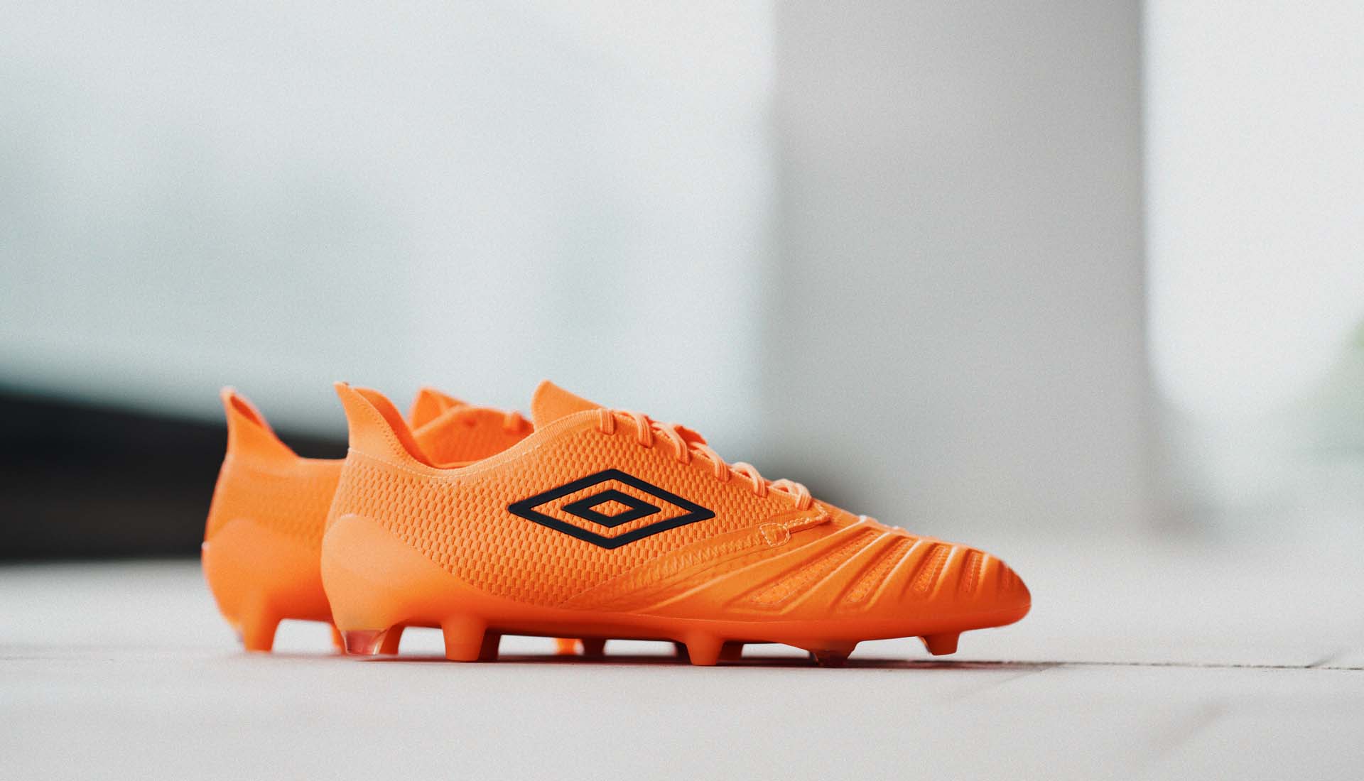 Umbro UX Accuro III