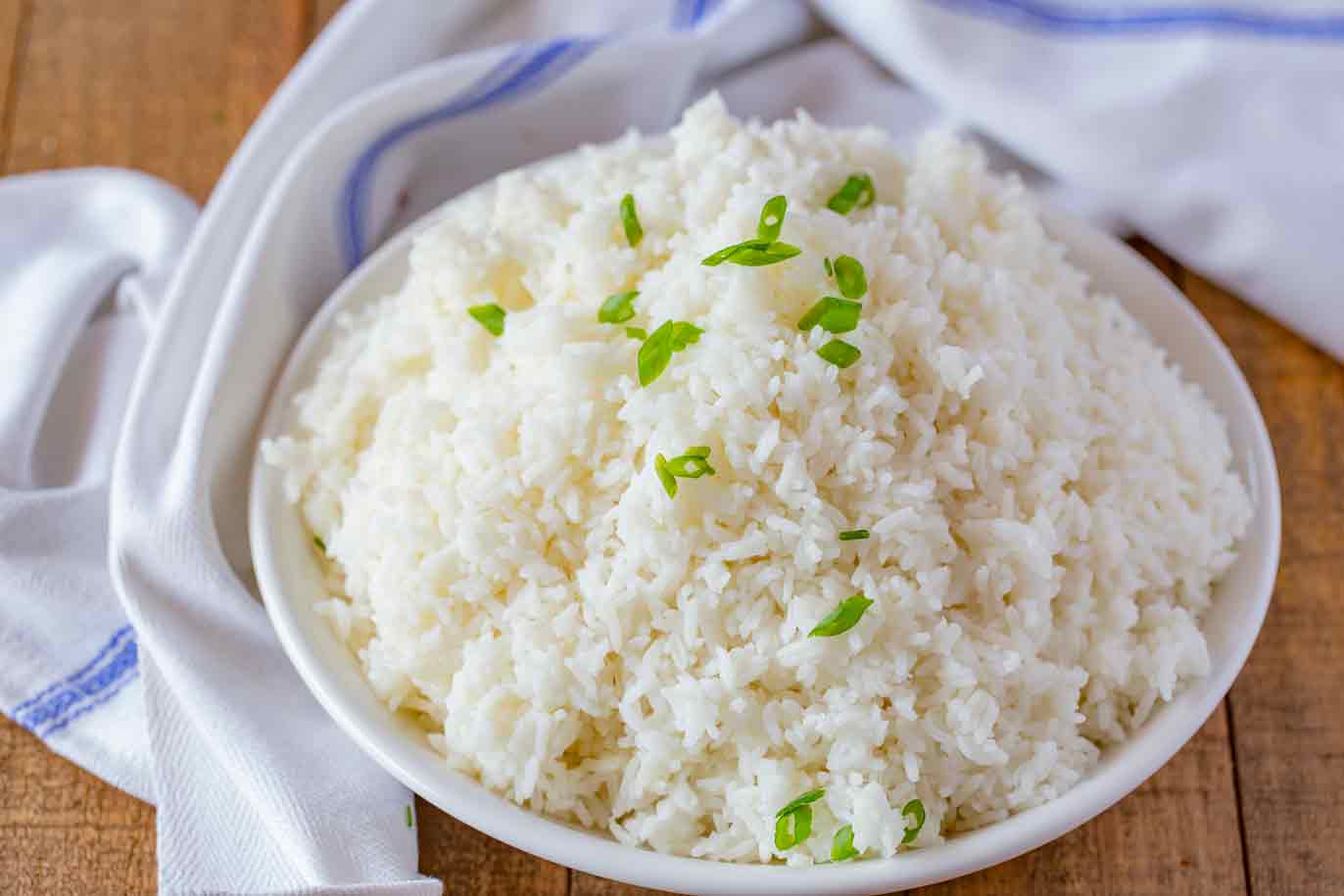 6 mẹo giúp bạn ăn cơm thoải mái mà không bị tăng cân nhanh