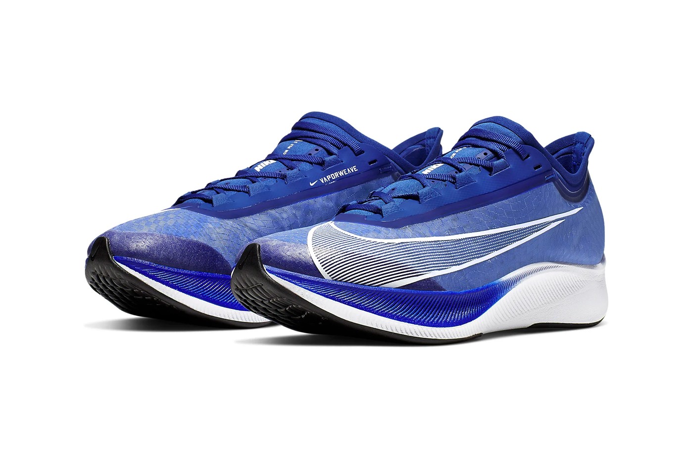 Nike Zoom Fly 3 mới với màu xanh đen