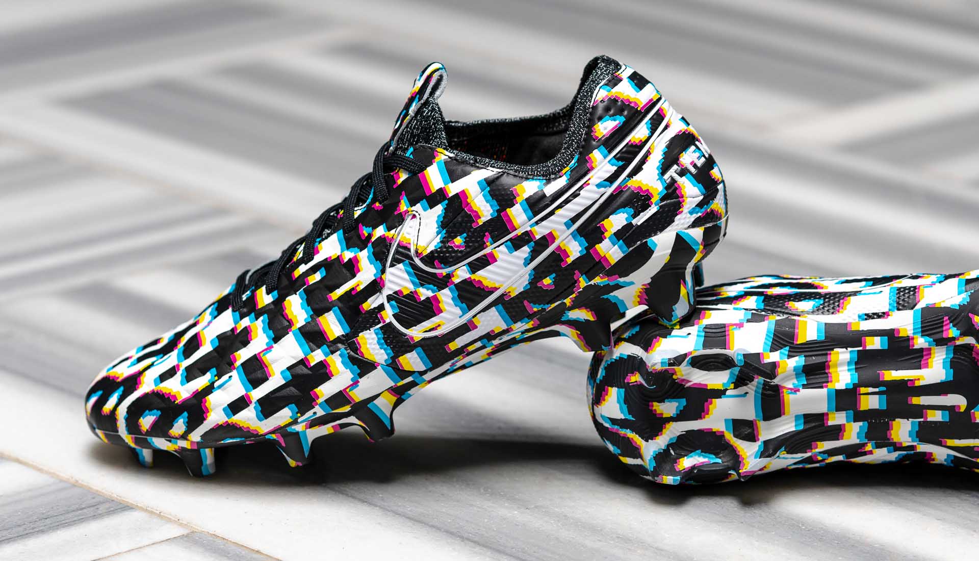 Thiết kế camo cực độc của Nike Tiempo Legend 8 'Dazzle Camo'