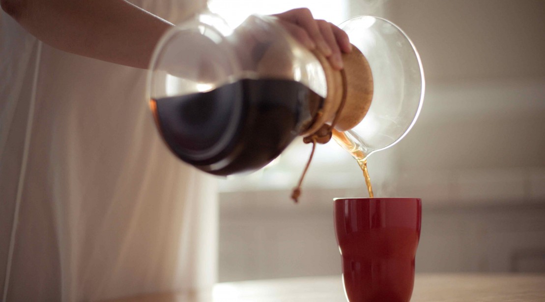 Uống cà phê trước khi tập