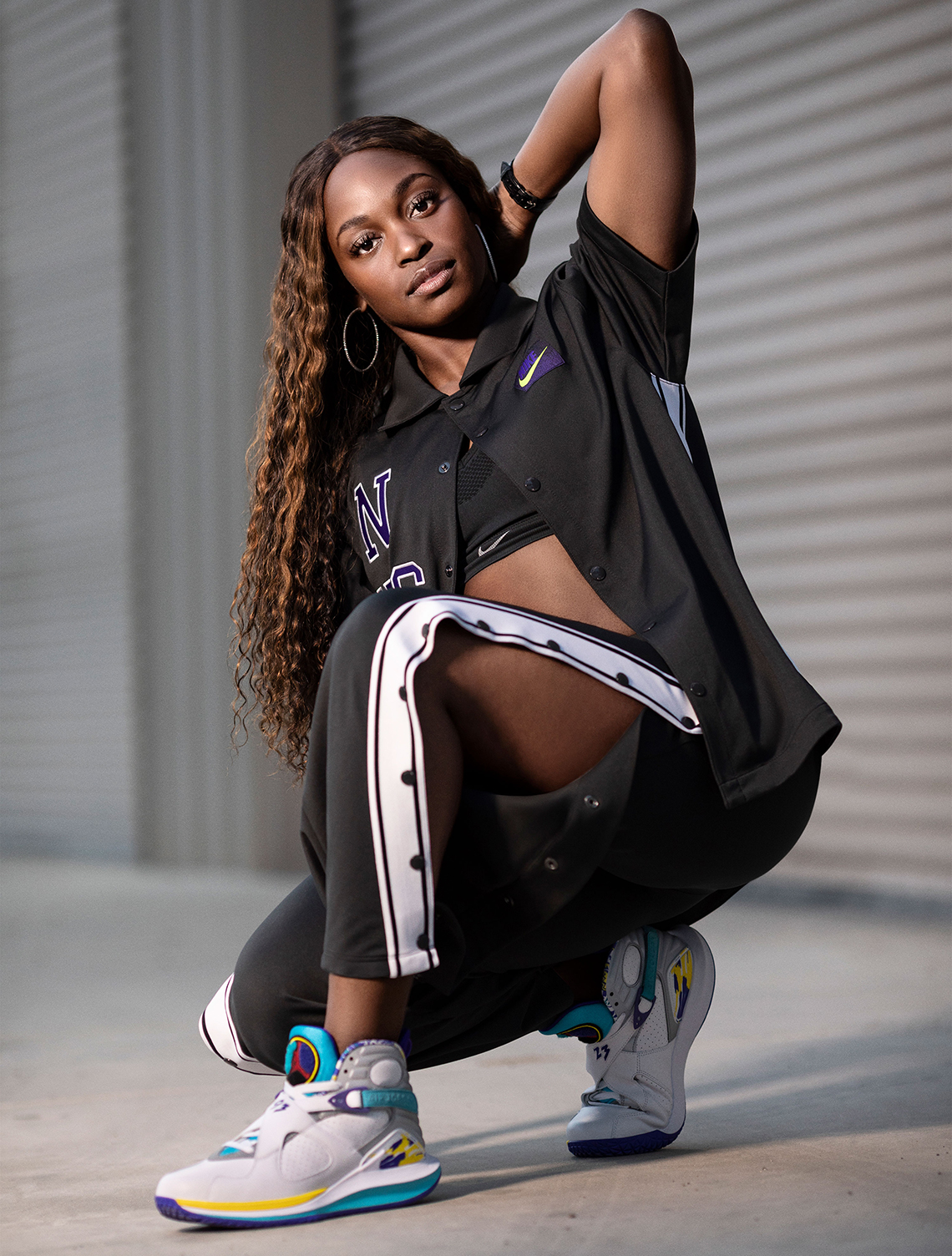 Cùng với giày, Nike còn giới thiệu thêm cả quần áo, và váy thi đấu dưới thương hiệu Jordan dành cho Tennis.