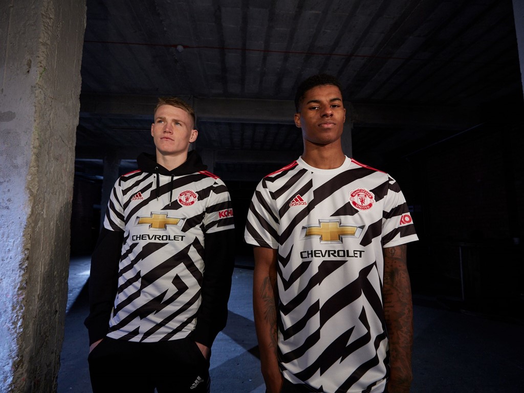 Áo đấu thứ 3 mùa giải 20/21 của Manchester United