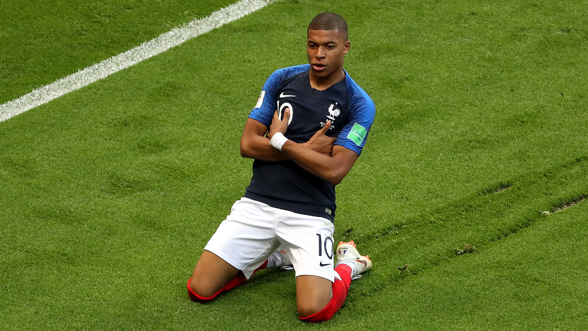 Kylian Mabppe đang tỏa sáng rực rỡ ở tuổi 19 Mbappe