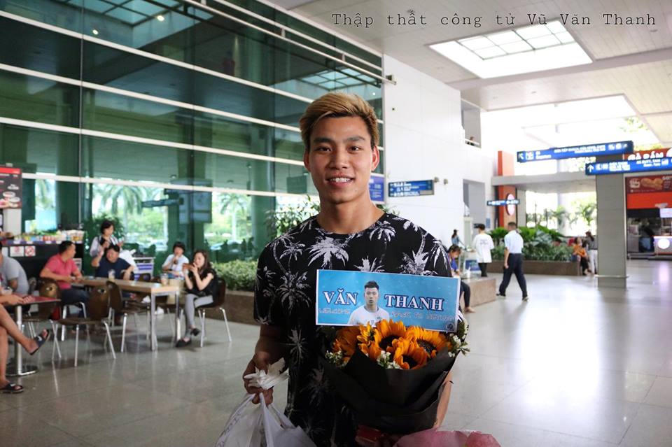 Văn Thanh dã trở lại Việt Nam sau thời gian chữa trị ở Hàn Quốc Văn Thanh