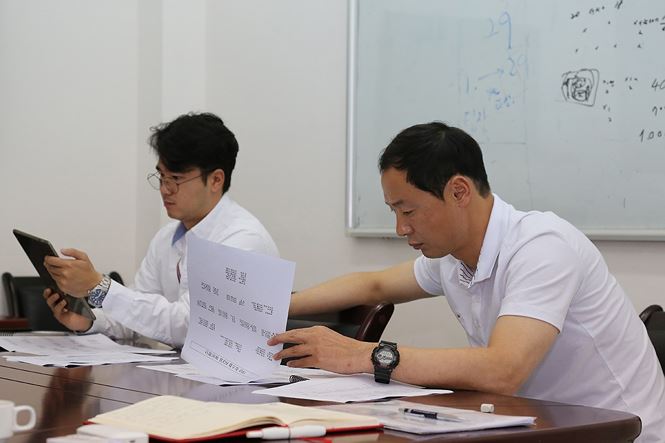 Trợ lý Kim Han-yoon đã bắt đầu công việc ở VFF Kim Han Yoon