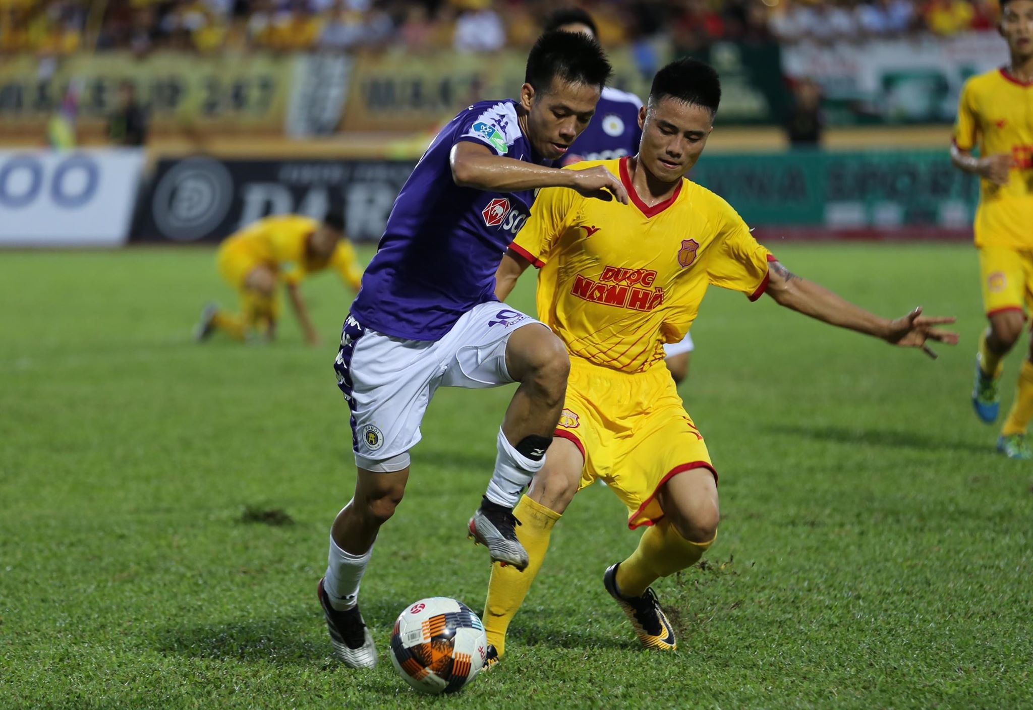 TÌnh trạng 1 ông chủ nhiều đội bóng vẫn đang tồn tại ở V-League? V League