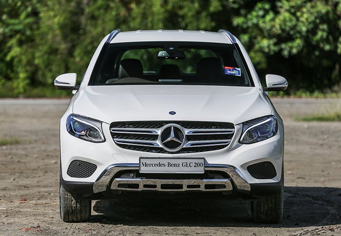 Mercedes-Benz GLC 200 Mercedes-Benz GLC 200, so sánh Mercedes-Benz GLC 200 và GLC 250 4MATIC, SUV hạng sang giá rẻ