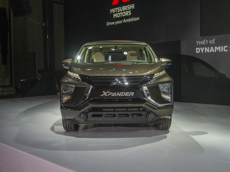 Ngoại thất Mitsubishi Xpander 2018 được thiết kế theo ngôn ngữ Dynamic Shield, dựa trên nền tảng concept XM Mitsubishi Xpander 2018, ra mắt Mitsubishi Xpander 2018, những điểm trừu của Mitsubishi Xpander 2018