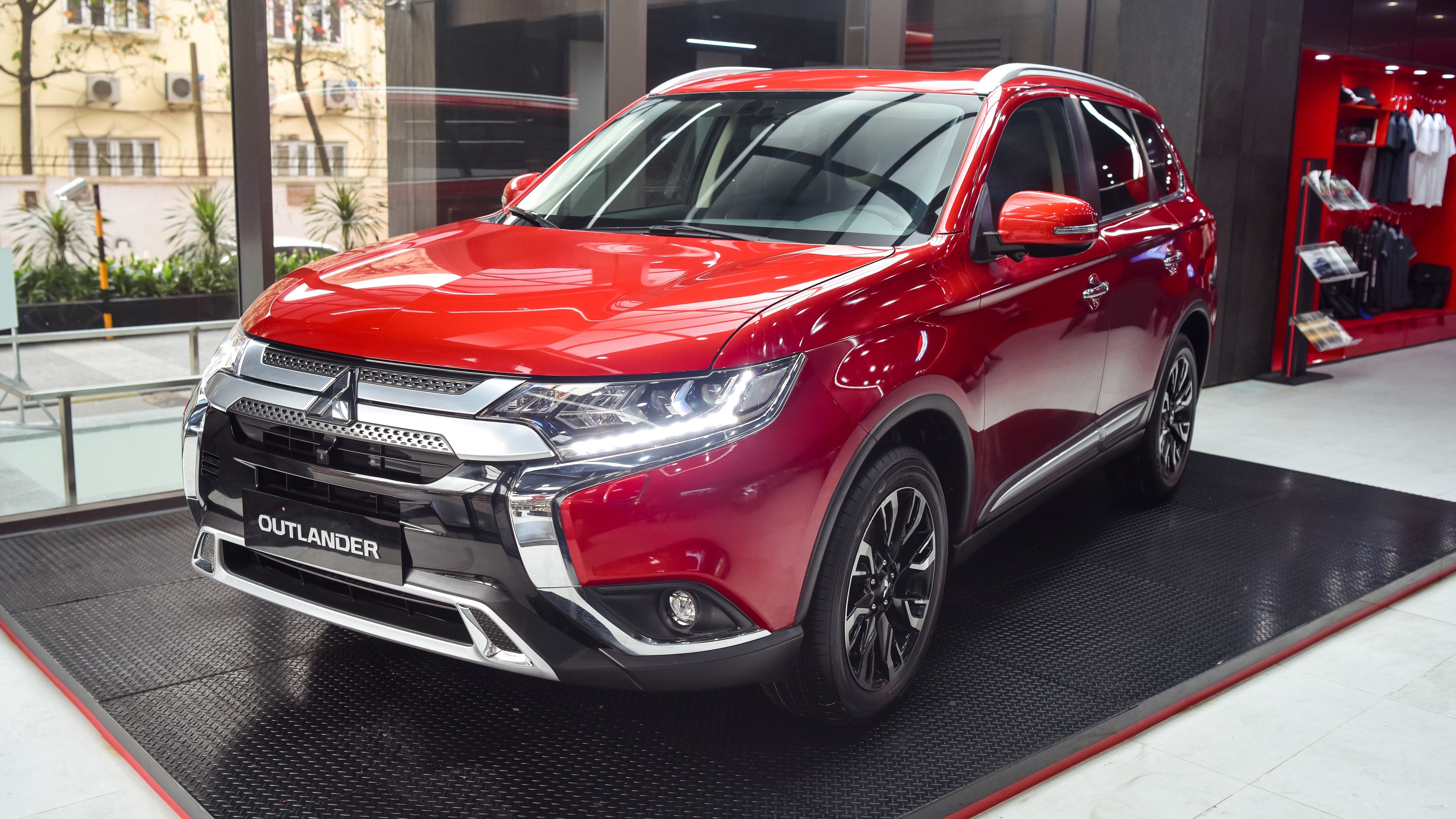 Mitsubishi Outlander