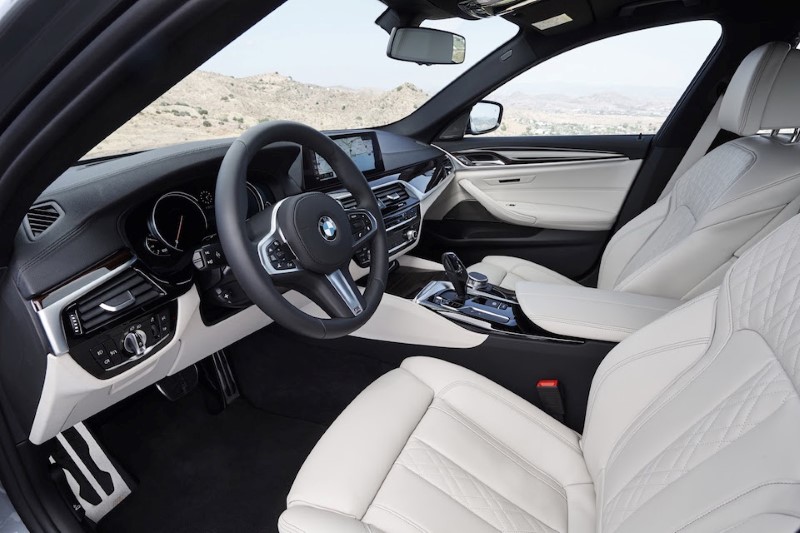 Nội thất của BMW 5-Series. Nội thất của BMW 5-Series.