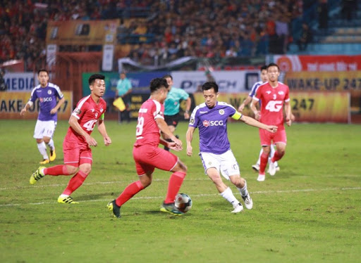 Hà Nội thắng tân binh V.League 2019 với cách biệt 2 bàn