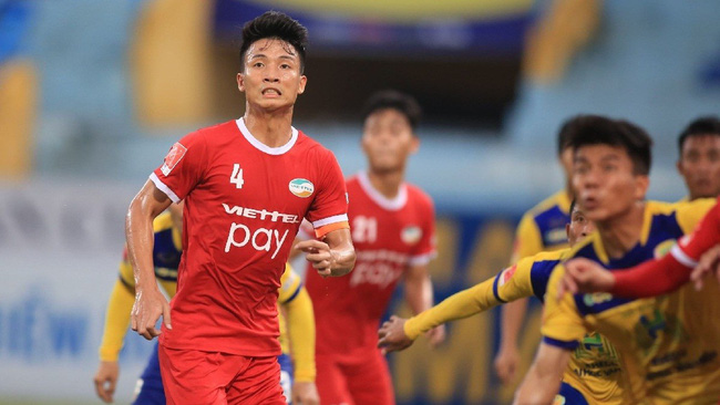 Bùi Tiến Dũng vắng mặt trong trận Viettel quyết đấu Sài Gòn ở vòng 12 V.League