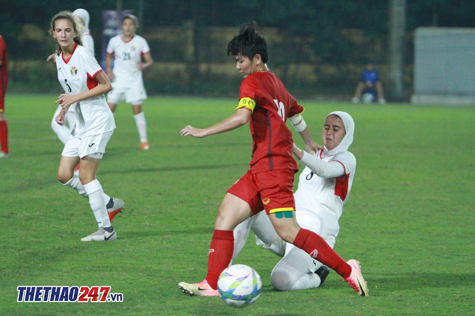 Tuyết Ngân vẫn là đầu tàu của U19 nữ Việt Nam (Ảnh: Ngọc Bảo)