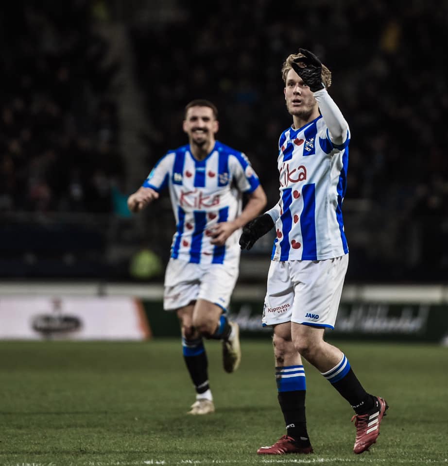 Sự tỏa sáng của Halilovic đã mang về 1 điểm cho Heerenveen