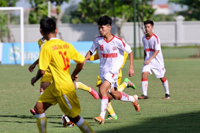 Quốc Cường đặc biệt yêu thích đàn anh Tuấn Anh (Ảnh: Khả Hòa)
