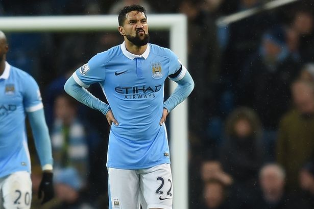 Clichy vô địch với Arsenal và Man City. Ảnh: Telegraph Ngoại hạng Anh, MU, Chelsea, Arsenal, Man City, Man Utd, Manchester United, tin Ngoại hạng Anh