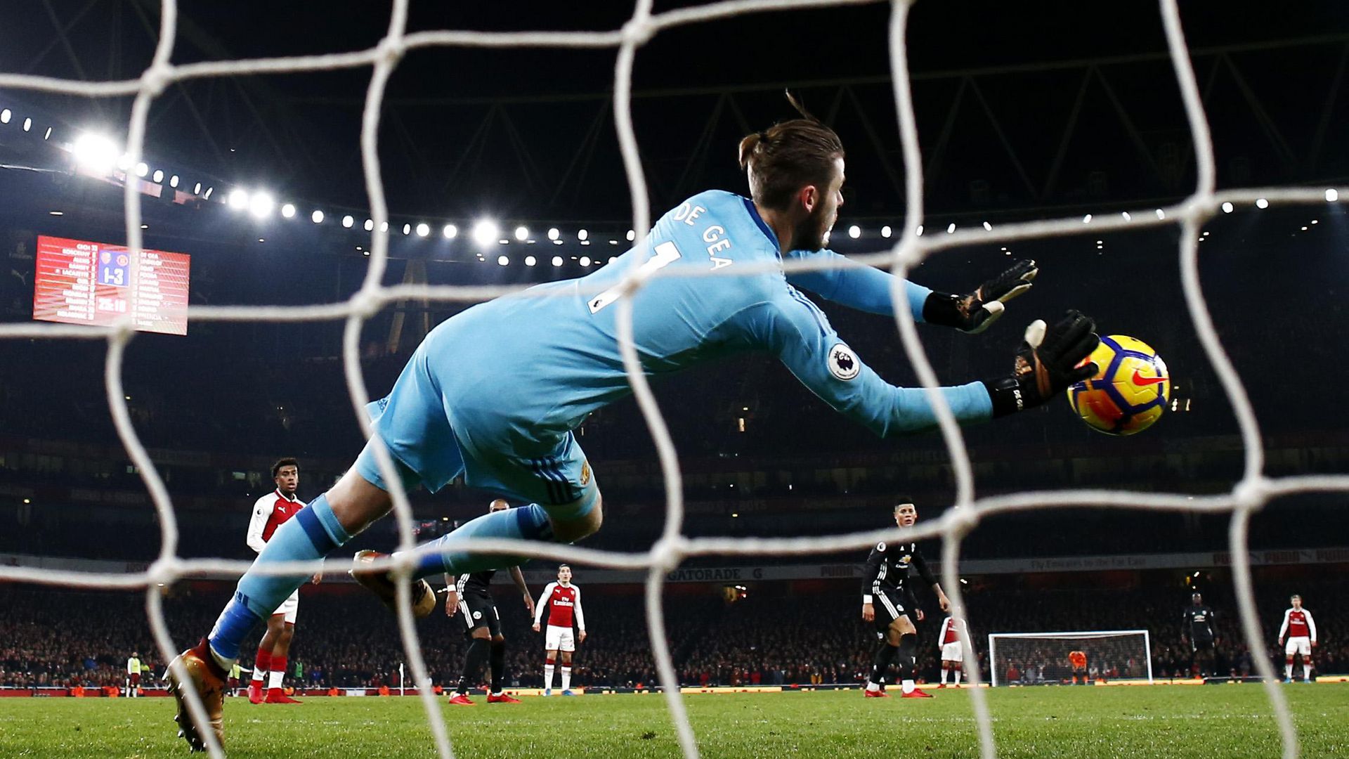 De Gea cứu thua rất nhiều cho MU. Ảnh: Man Utd MU, Man Utd, Manchester United, Ngoại hạng Anh, De Gea, chuyển nhượng, Real, Real Madrid, PSG