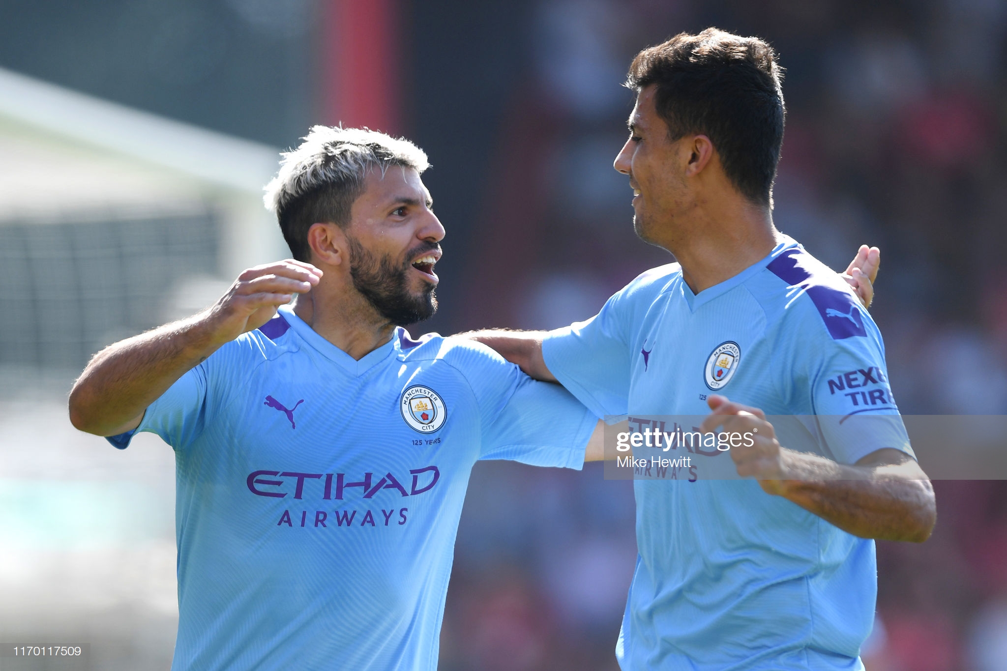 Aguero đem lại niềm vui cho Man City. Ảnh: Getty Kết quả ngoại hạng anh, kq NHA, kết quả Premier League, kết quả Man City, Man City vs Bournemouth, kết quả NHA hôm nay 25/8
