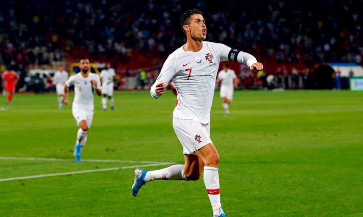 Ronaldo và Bồ Đào Nha đã có hiệp 1 không dễ dàng. Ảnh: Goal Ronaldo, Cristiano Ronaldo, Bồ Đào Nha, Bồ Đào Nha vs Serbia, Bồ Đào Nha Serbia, kết quả Bồ Đào Nha vs Serbia, kết quả Bồ Đào Nha, kết quả Bồ Đào Nha Serbia, Bồ Đào Nha vs, vòng loại EURO 2020, EURO 2020, kết quả vòng loại EURO 2020, kết quả EURO 2020,
