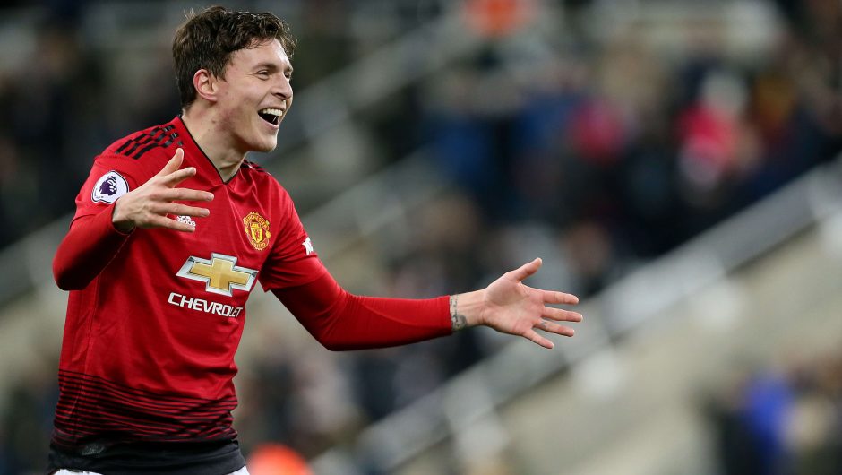 Lindelof sẽ tiếp tục ở lại MU? Ảnh: Forbes lindelof, victor lindelof, MU, Man Utd, Manchester United, mu vs, bong da mu, tin MU, tin Man Utd, tin tức MU, tin Ngoại hạng Anh, Ngoại hạng Anh, chuyển nhượng MU, chuyển nhượng Man Utd, tin chuyển nhượng MU,