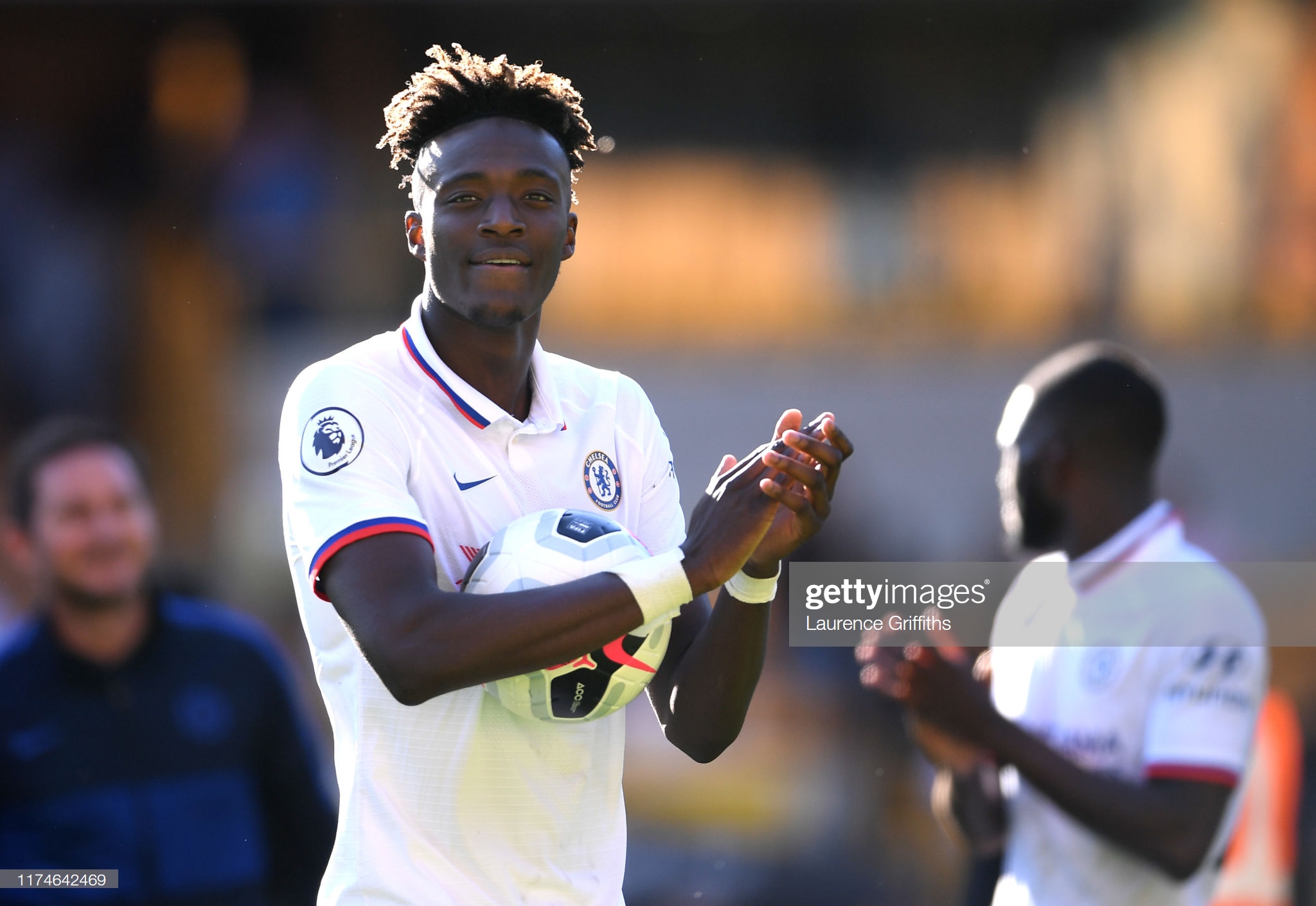 Abraham lập hattrick. Ảnh: Getty Kết quả Wolves vs Chelsea, Kết quả Ngoại hạng Anh, Wolves vs Chelsea, Chelsea, link xem Wolves vs Chelsea, kết quả Chelsea Wolves, kết quả Chelsea vs Wolves, Chelsea vs
