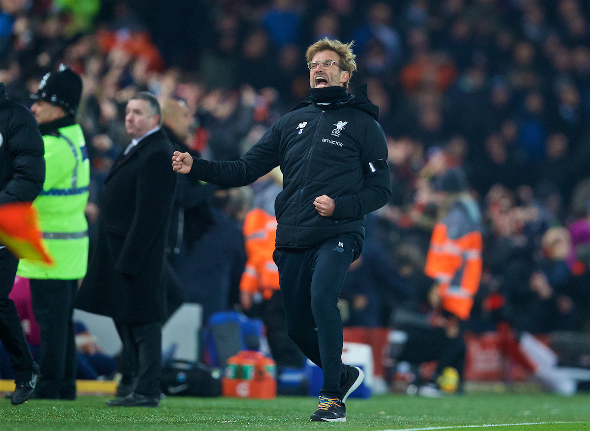Phong cách ăn mừng của Klopp. Ảnh: Getty Liverpool vs Man City, Liverpool, Man City, Jurgen Klopp, ngoại hạng anh