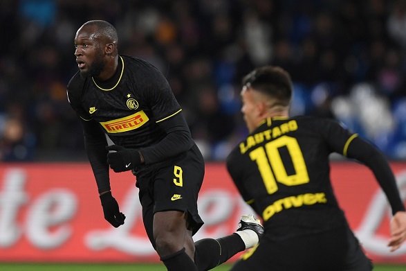 Lukaku mở tỷ số. Ảnh: Getty Kết quả Napoli vs Inter, Napoli vs Inter, serie a, inter milan