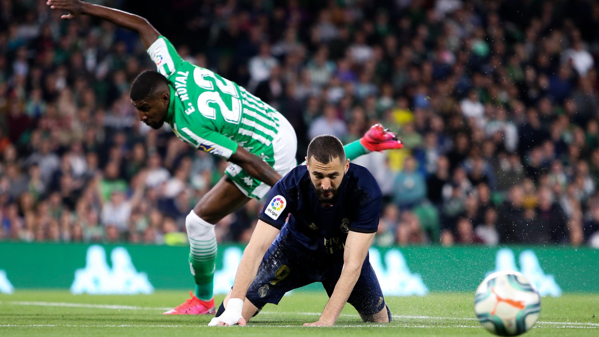 Real Madrid gục ngã trước Betis. Ảnh: Getty Kết quả Betis vs Real Madrid, La Liga, Real Betis, Real Madrid