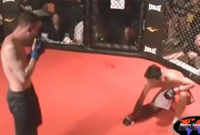 Mike Pantangco quỳ xuống xin thua. Ảnh: Screenshot Võ thuật, Võ sĩ MMA, Mike Pantangco, MMA, quỳ xuống xin thua