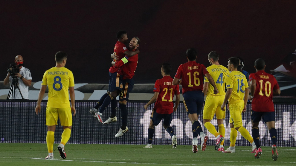 Ansu Fati, Barcelona, Tây Ban Nha, Nations League, Ukraina