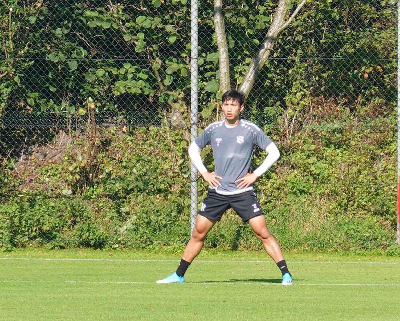 Đoàn Văn Hậu vẫn đang nỗ lực tập luyện để chờ đợi cơ hội thi đấu AZ Alkmaar 2-4 SC Heerenveen, Đoàn Văn Hậu, Johnny jansen, SC heerenveen, HLV Heerenveen, giải hà lan