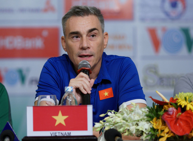 HLV Miguel Rodrigo hài lòng với tinh thần chiến đấu của các học trò Việt Nam 0-2 Thái Lan, Futsal Việt Nam, Futsal Thái Lan, Futsal Đông Nam Á 2019, miguel rodrigo