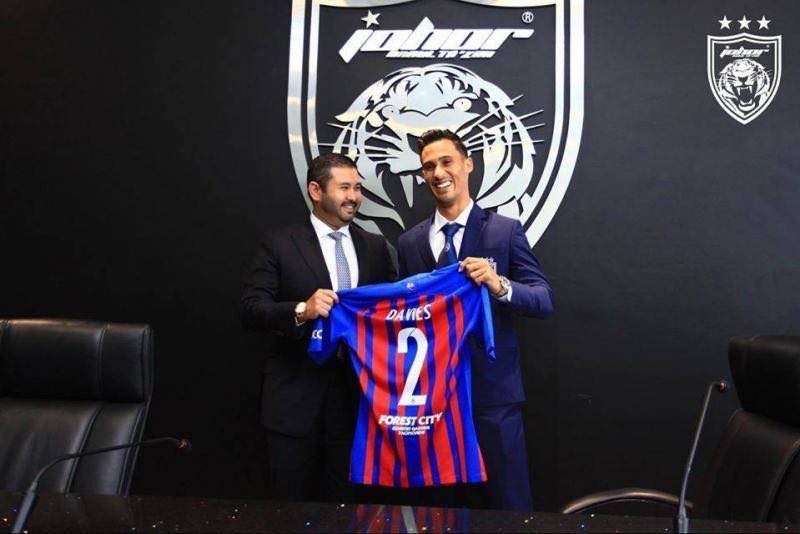 Matthew Davies chuyển tới thi đấu cho Johor Darul Ta’zim Sumareh mat doi tac quen thuoc
