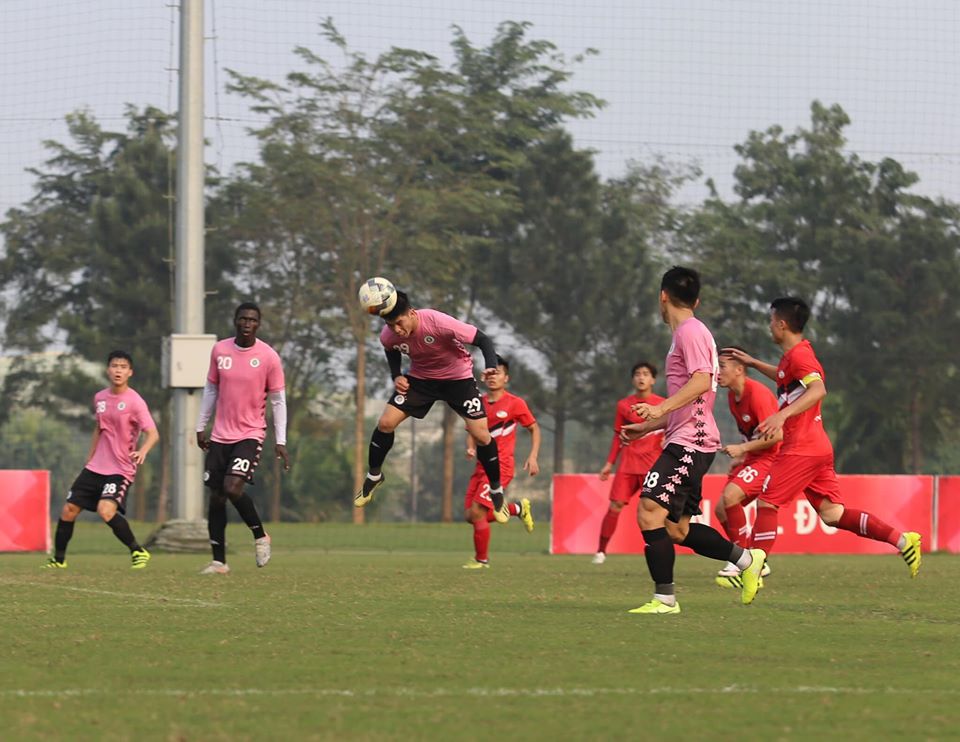 Ngân Văn Đại mở tỷ số cho Hà Nội FC Hà nội 1-1 viettel
