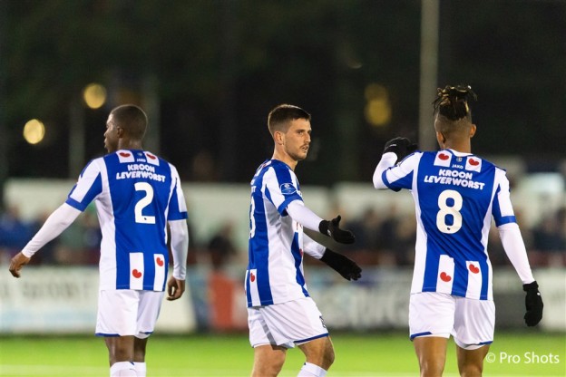 Jong Heerenveen có chiến thắng thứ 4 liên tiếp tại giải dự bị Hà Lan Van hau tu tin giao tiep voi dong doi