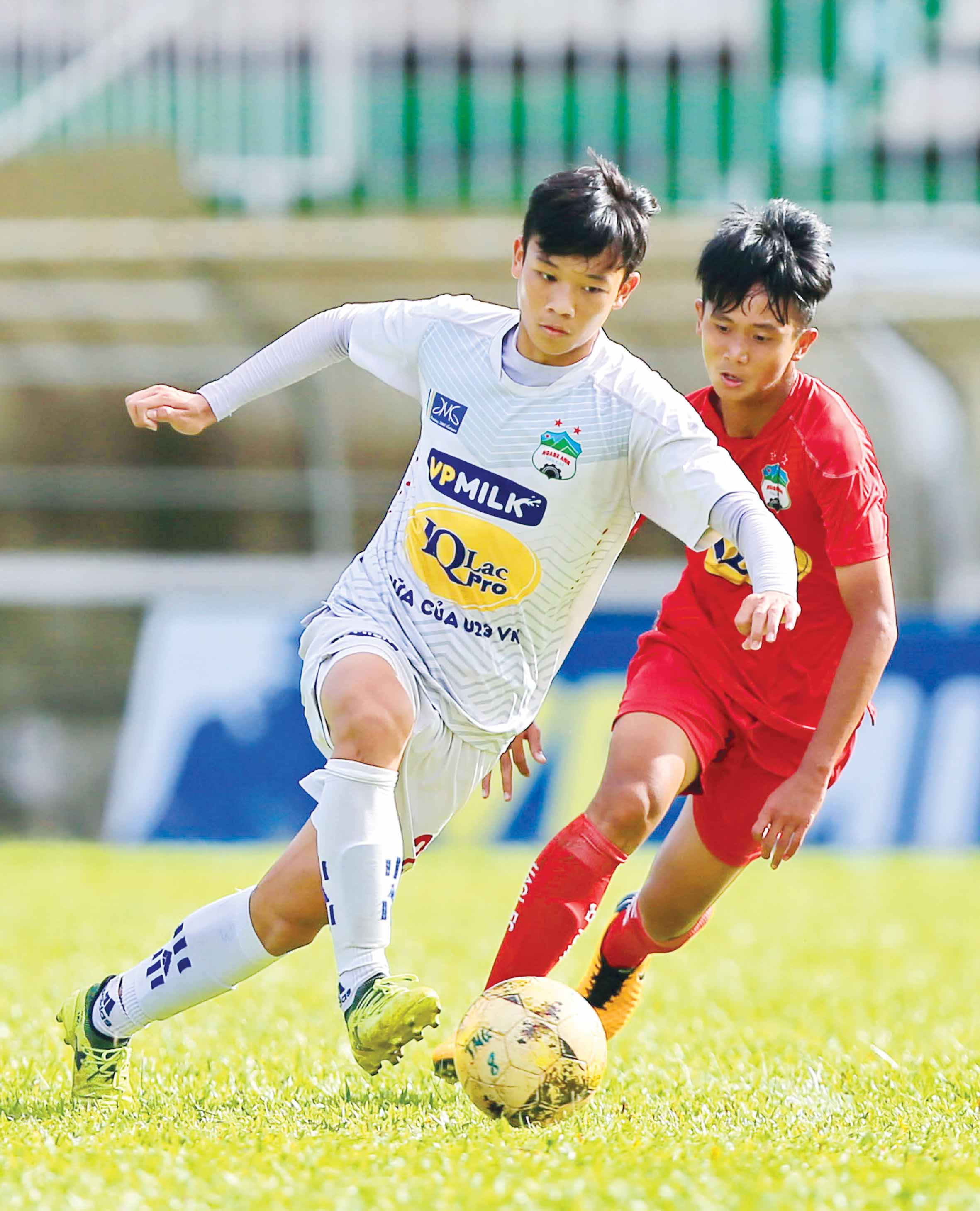 Võ Hữu Việt Hoàng là một trong những cái tên nổi bật của U19 HAGL Vo Huu Viet Hoang duoc chuyen gia chau Au danh gia cao