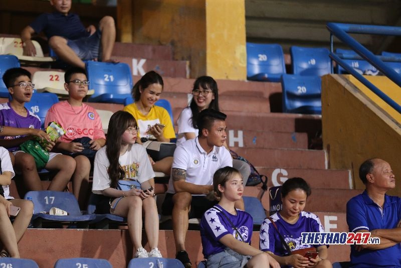 Quang Hải bị rách cơ háng và chưa hẹn ngày trở lại Quang Hai chan thuong