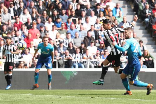 Perez gỡ hòa cho Newcastle Kết quả Newcastle United vs Arsenal: Tỷ số bất ngờ
