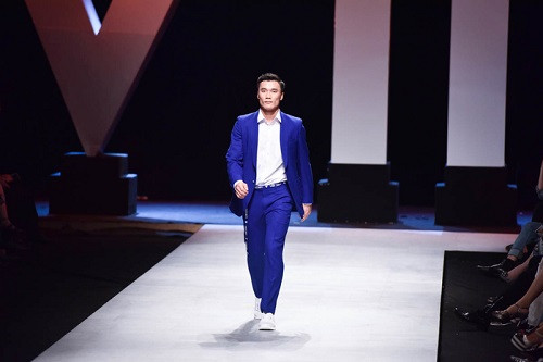 Bùi Tiến Dũng chia 45% tiền quảng cáo cho FLC Thanh Hóa Tin bóng đá Việt 25/4, Tin bóng đá Việt hôm nay, Bùi Tiến Dũng