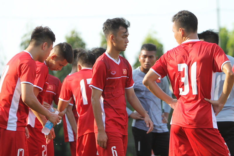 U19 Việt Nam tập luyện trở lại (Ảnh: Nguyễn Nam) Tin bóng đá Việt Nam 17/5, Tin bóng đá Việt hôm nay, U19 Việt Nam, U19 Trung Quốc, U19 Thái Lan